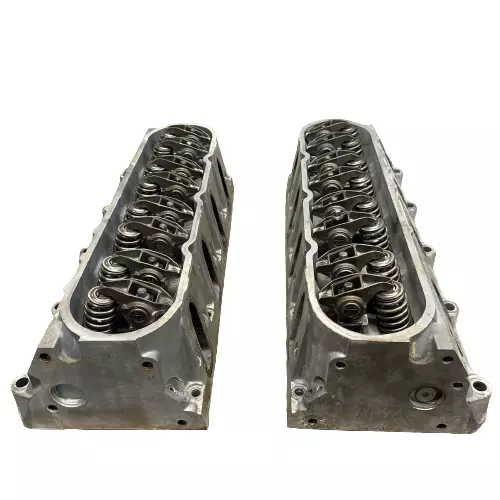 Set of 2 GM LS2 LS6 Gen III Gen Cylinder Head 243 w/ Rocker Arms OEM