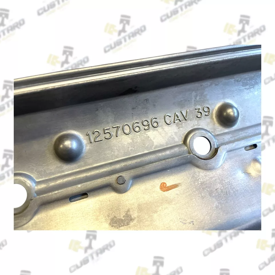 Valve Cover Single 4.8L 5.3L 6.0L LS V8 OEM Aluminum 12570696