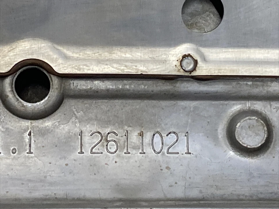 Genuine GM Chevrolet LS LS3 GEN IV 4.8L 5.3L 6.0L 6.2L Painted Valve Cover