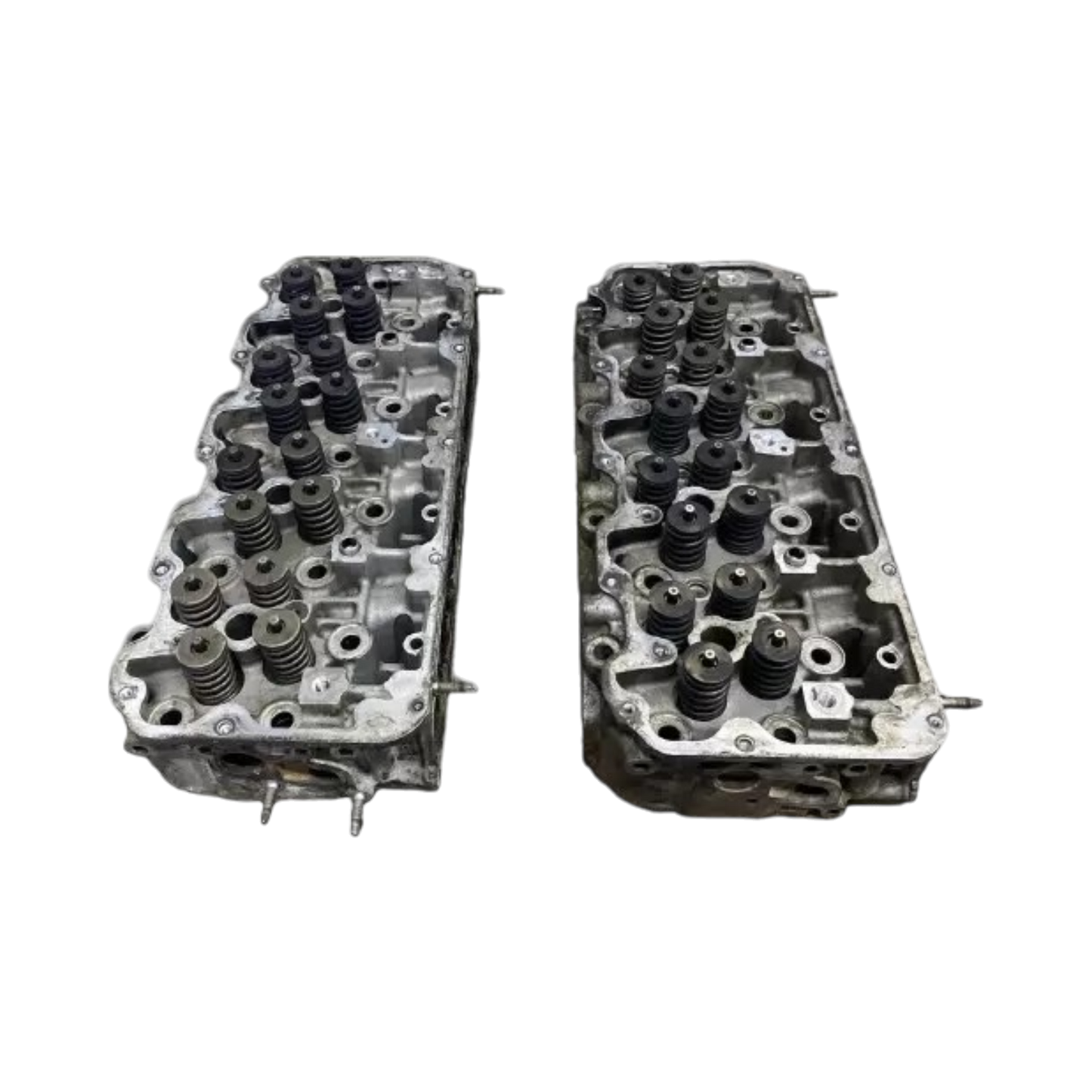 Genuine OEM Core Cylinder Head Set  2006-2007.5 GM 6.6L Duramax LBZ Left/Right