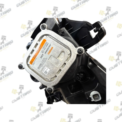 GM Chevrolet Traverse Genuine OEM Passenger Side Headlamp | 84887858 2018 - 2021
