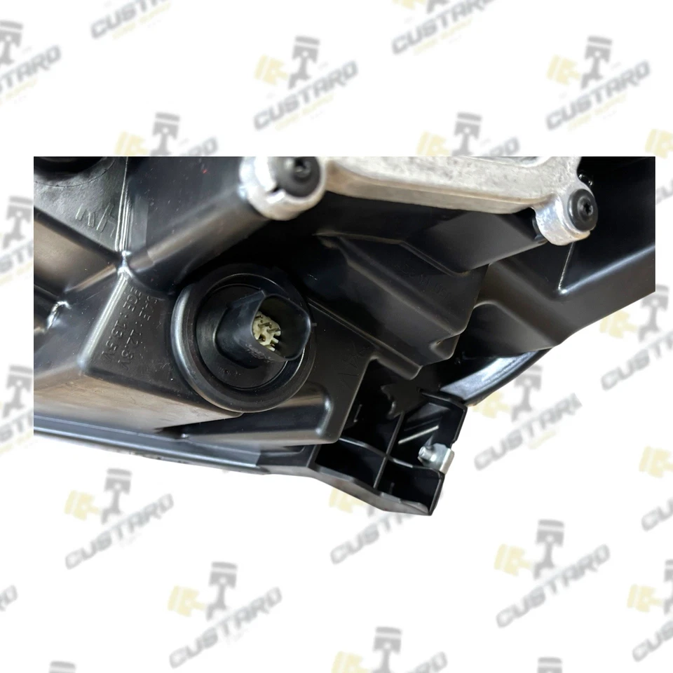 GM Chevrolet Traverse Genuine OEM Passenger Side Headlamp | 84887858 2018 - 2021